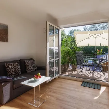 Balkon Nur 400m Zum Lägenhet *