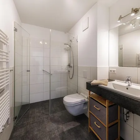 Balkon Nur 400m Zum Lägenhet